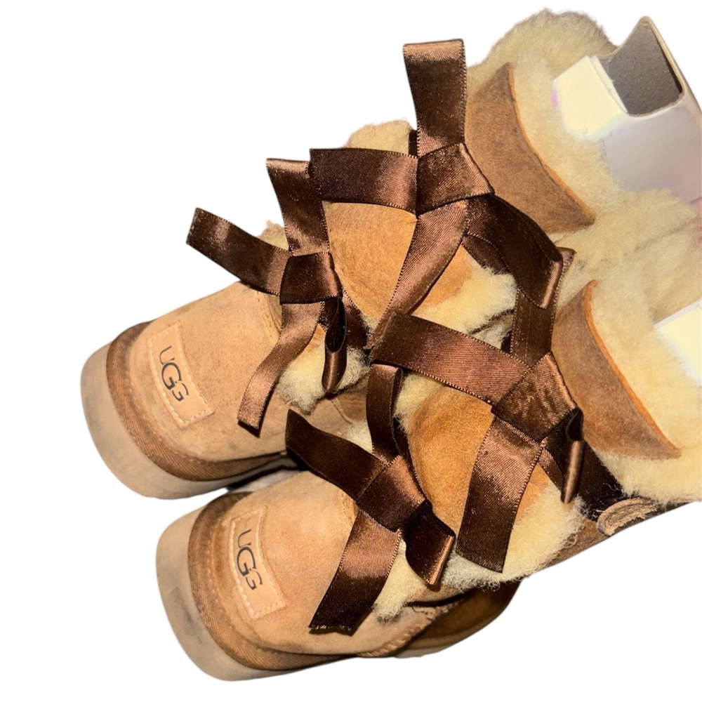 🤎Authentic Bailey Bow Uggs II “Chestnut” Women’s Size 8🤎 - Picture 2 of 13